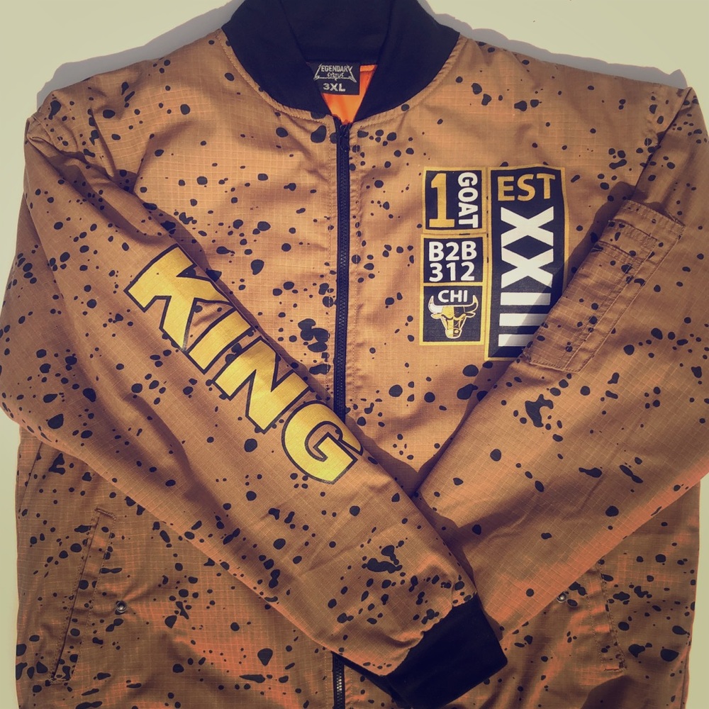 CHICAGO BULLS BOMBER JACKET